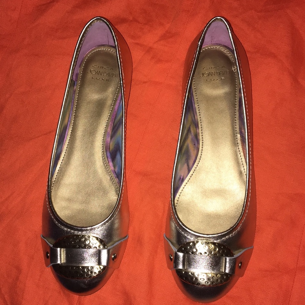 Gold flats